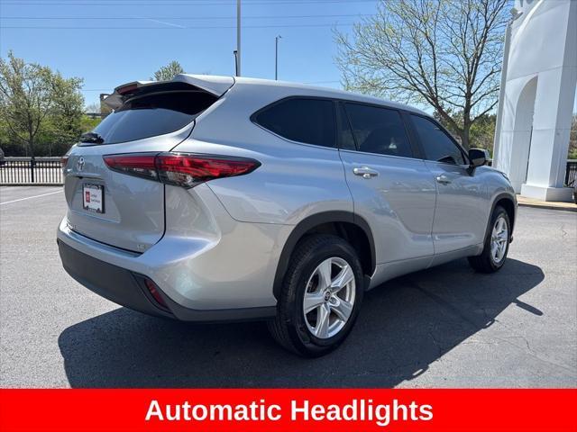 used 2023 Toyota Highlander car, priced at $31,591