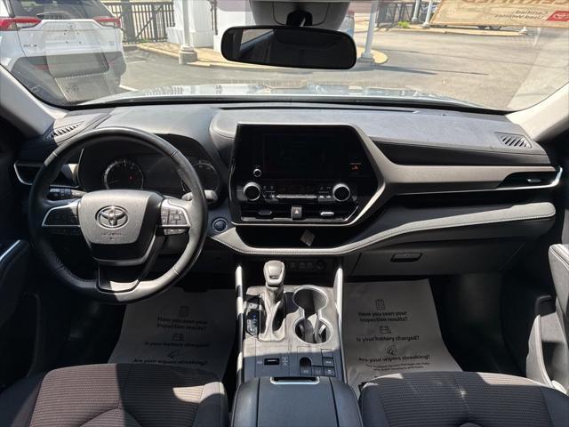 used 2023 Toyota Highlander car, priced at $31,798