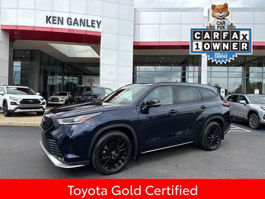 used 2023 Toyota Highlander car, priced at $40,891