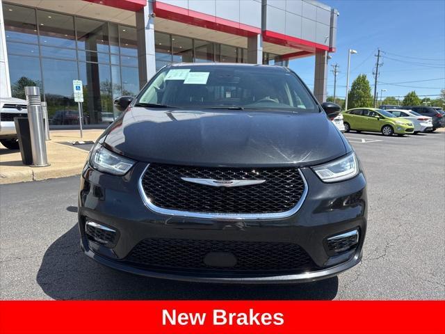 used 2023 Chrysler Pacifica car, priced at $21,191