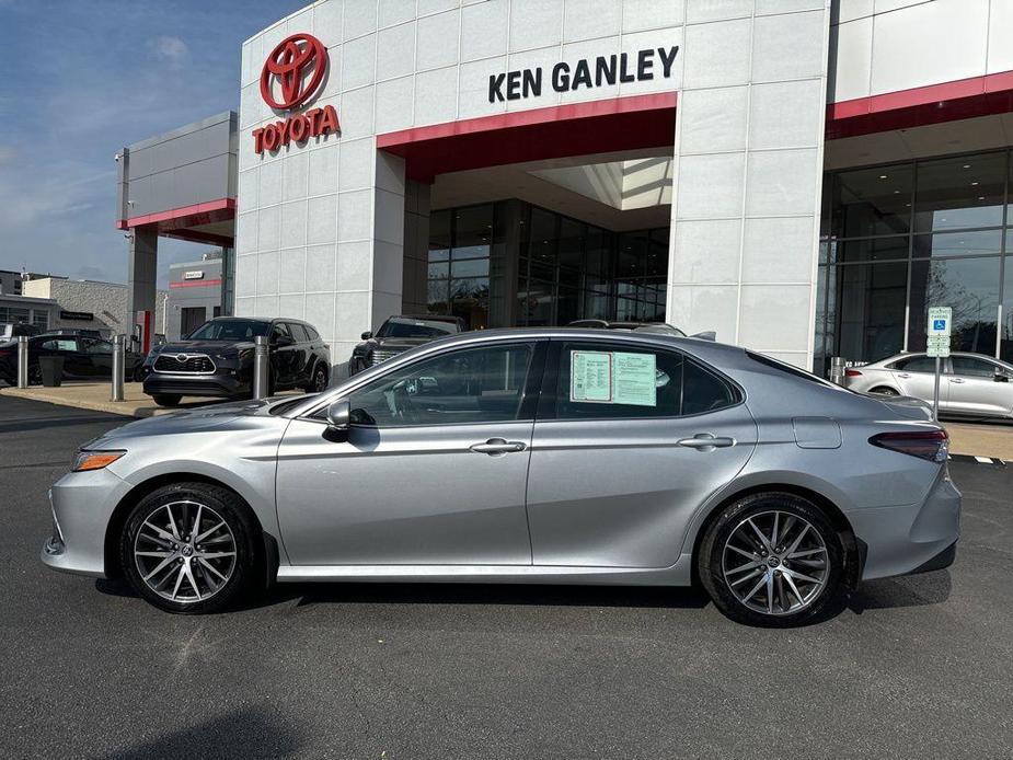 used 2022 Toyota Camry Hybrid car, priced at $30,451