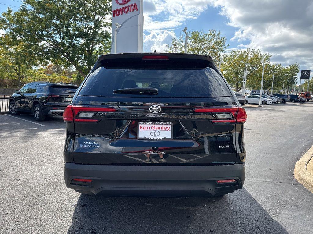 new 2026 Toyota Grand Highlander Hybrid car, priced at $50,713