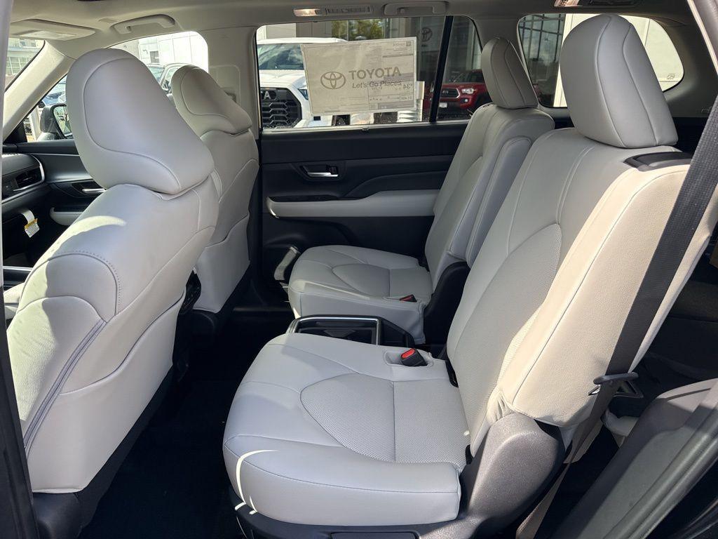 new 2026 Toyota Grand Highlander Hybrid car, priced at $50,713