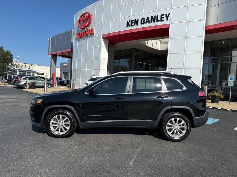 used 2019 Jeep Cherokee car, priced at $15,991