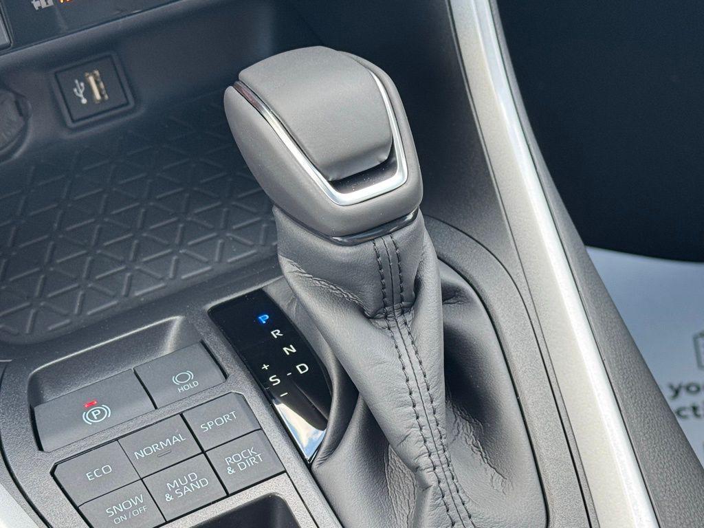 new 2025 Toyota RAV4 car, priced at $40,868