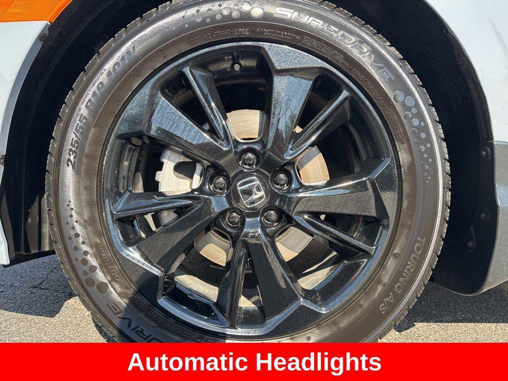 used 2023 Honda Odyssey car, priced at $35,326