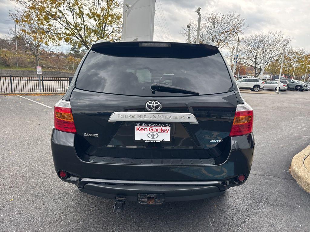 used 2010 Toyota Highlander car, priced at $11,987