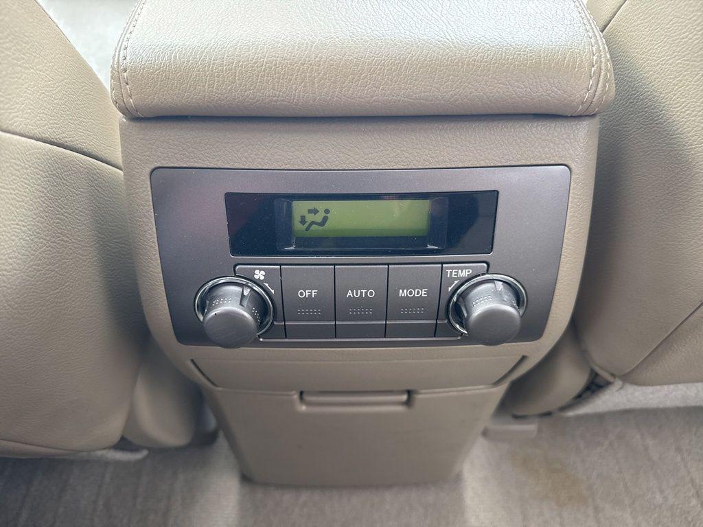 used 2010 Toyota Highlander car, priced at $11,987