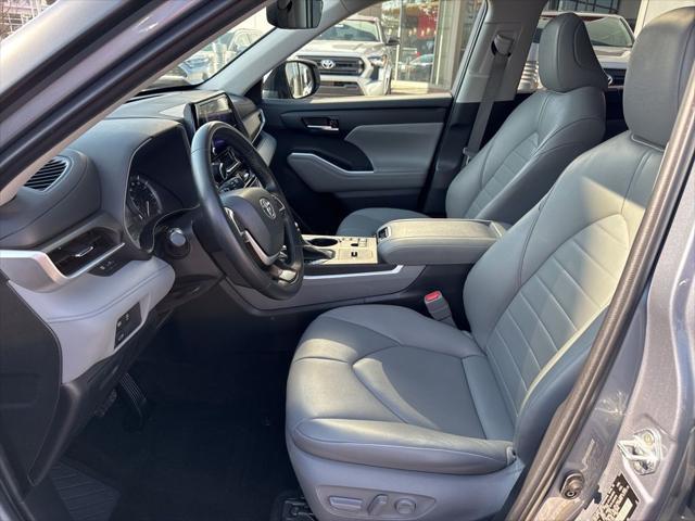used 2023 Toyota Highlander car, priced at $32,991