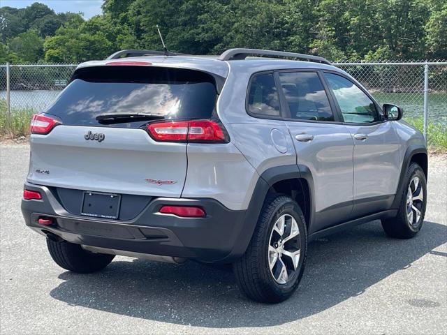 used 2014 Jeep Cherokee car, priced at $11,395