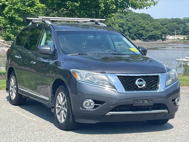 used 2014 Nissan Pathfinder car, priced at $12,995