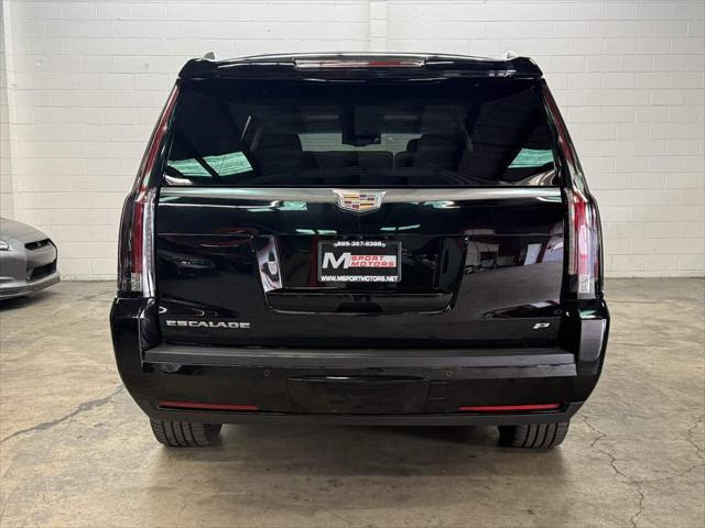 used 2015 Cadillac Escalade ESV car, priced at $32,688