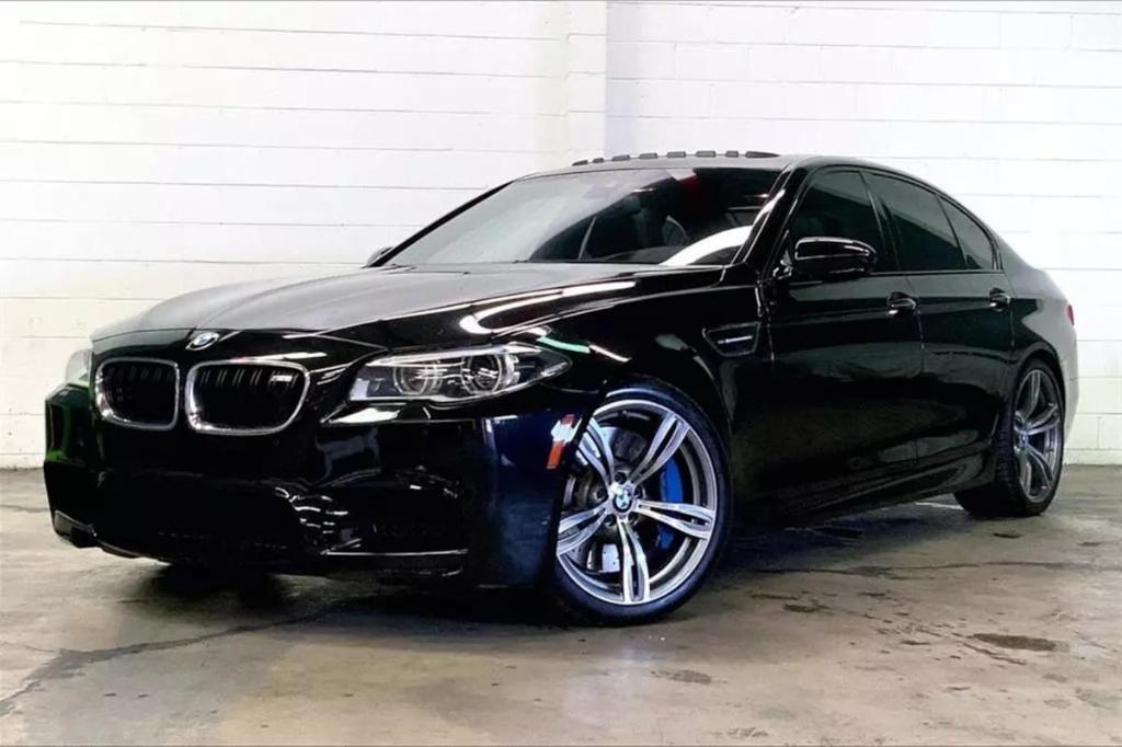 used 2016 BMW M5 car, priced at $41,998