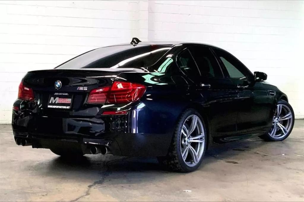 used 2016 BMW M5 car, priced at $41,998