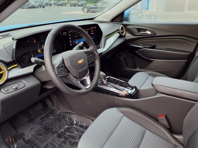 new 2025 Chevrolet Trax car, priced at $24,880
