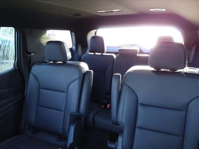 new 2025 Chevrolet Traverse car, priced at $52,295