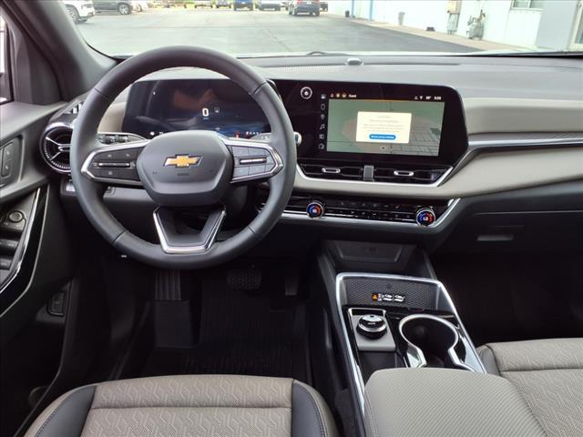 new 2026 Chevrolet Equinox car, priced at $33,915