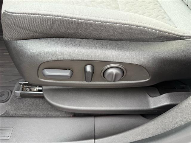used 2022 Chevrolet Equinox car, priced at $22,990