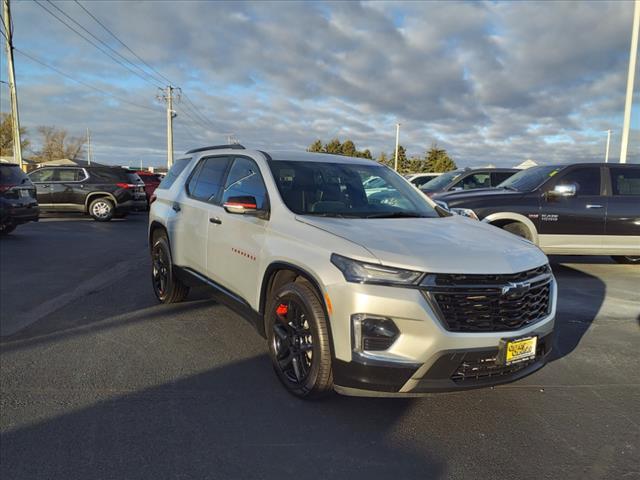 used 2022 Chevrolet Traverse car, priced at $37,990