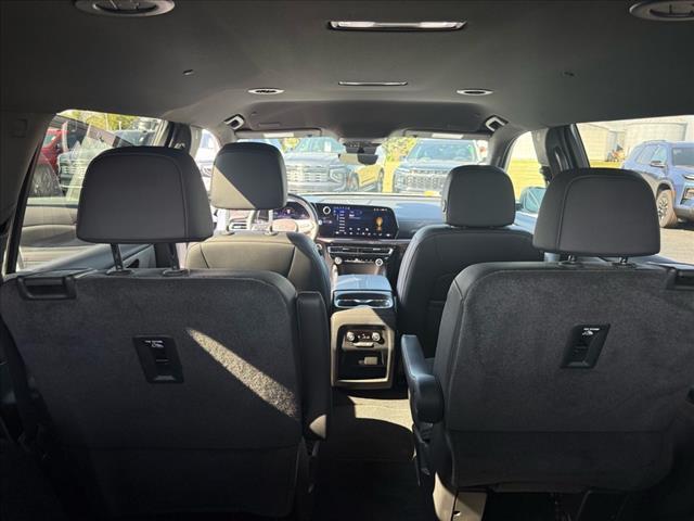 used 2024 Chevrolet Traverse car, priced at $48,990