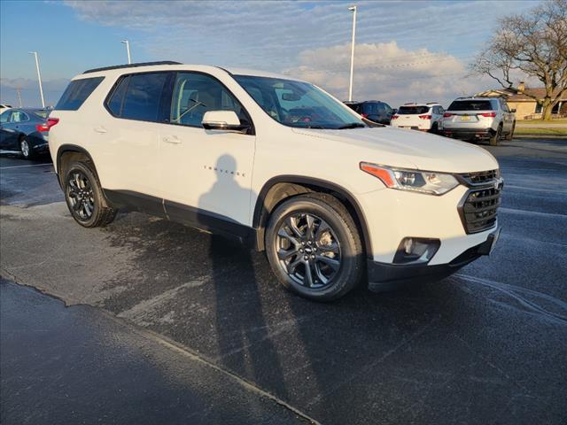 used 2020 Chevrolet Traverse car, priced at $31,990