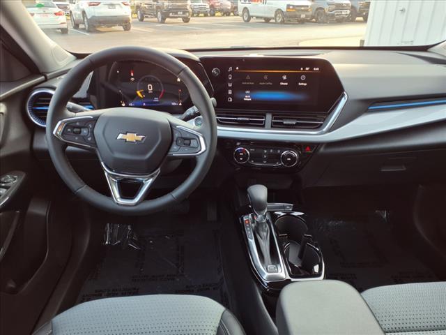 new 2025 Chevrolet Trax car, priced at $24,235