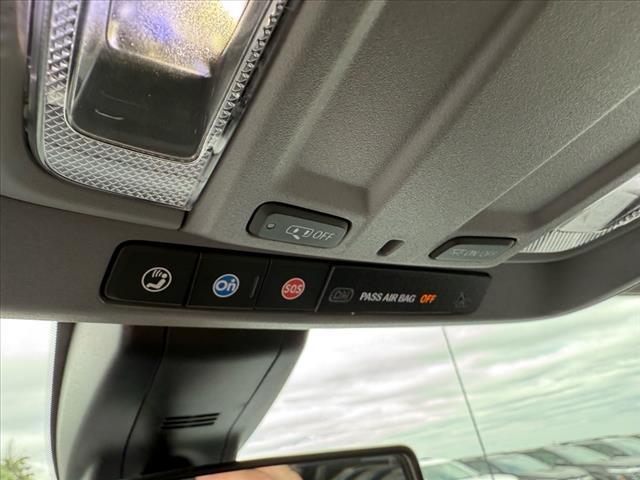 used 2022 Chevrolet Silverado 1500 car, priced at $42,990