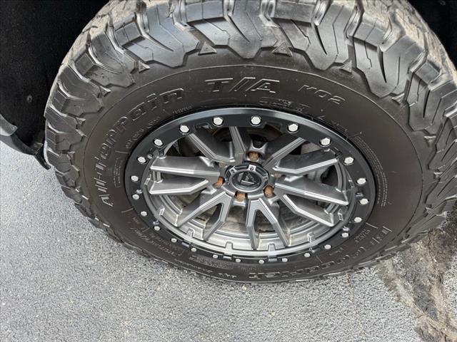 used 2021 Chevrolet Silverado 1500 car, priced at $40,990