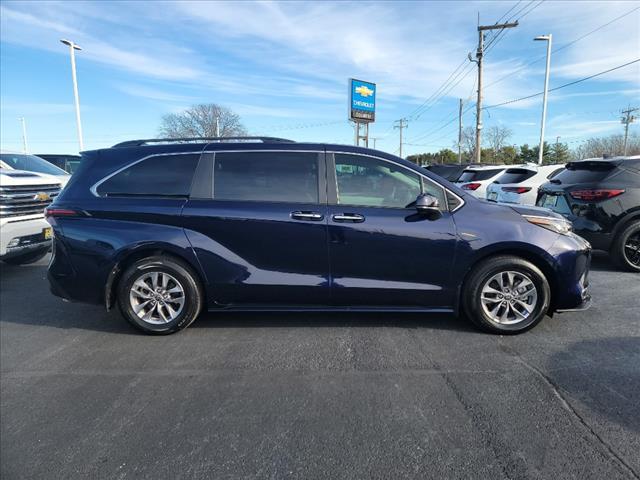 used 2023 Toyota Sienna car, priced at $48,990