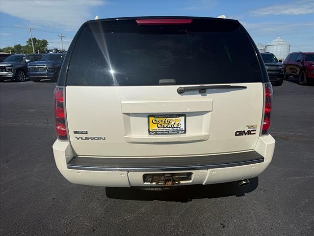 used 2009 GMC Yukon car, priced at $11,990