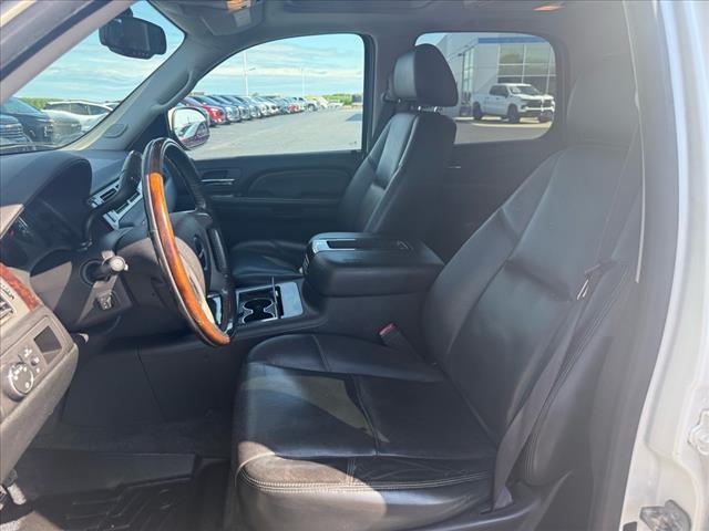 used 2009 GMC Yukon car, priced at $11,990
