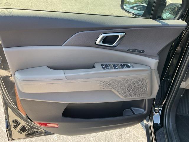 new 2026 Kia Carnival Hybrid car, priced at $43,188