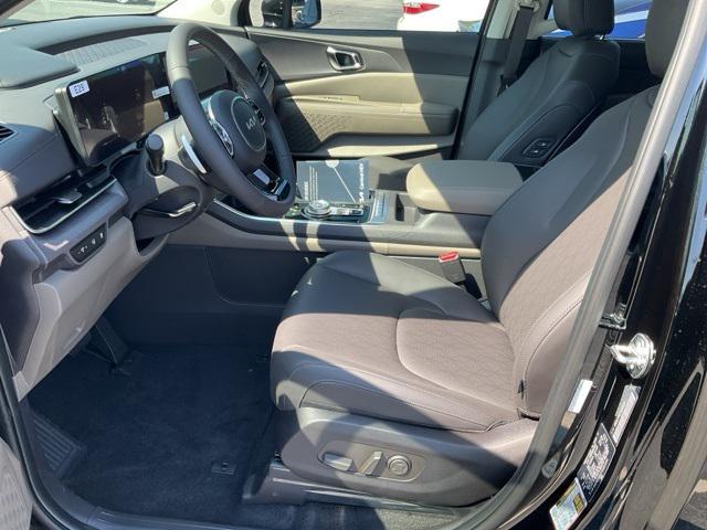 new 2026 Kia Carnival Hybrid car, priced at $43,188