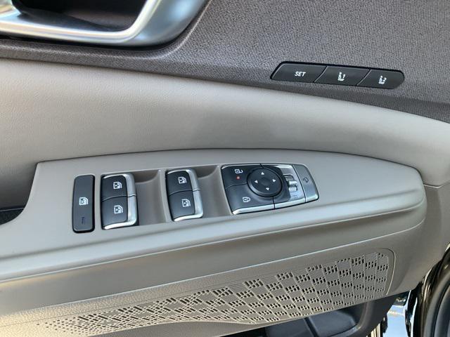 new 2026 Kia Carnival Hybrid car, priced at $43,188
