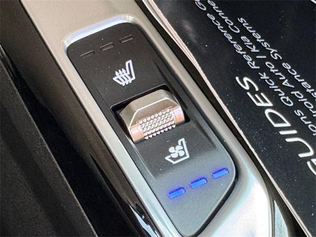 new 2025 Kia Sorento car, priced at $45,895
