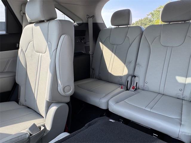 new 2025 Kia Sorento car, priced at $45,895