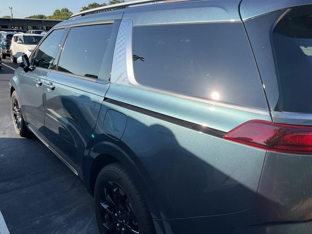 used 2024 Kia Carnival car, priced at $41,090