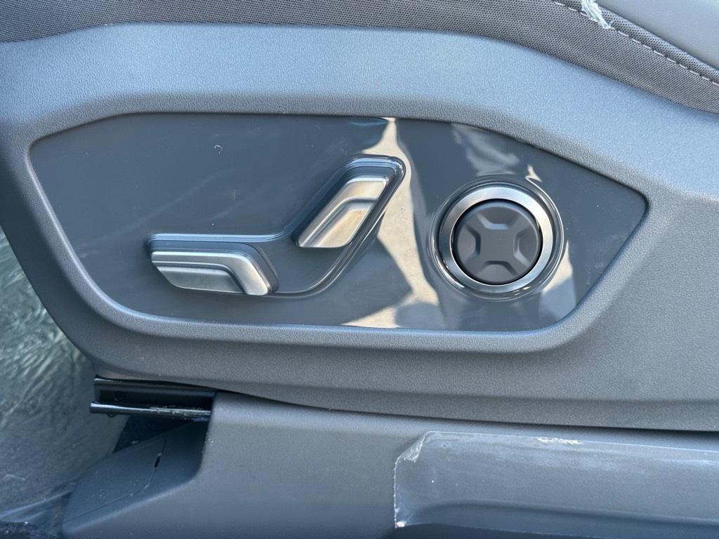 new 2026 Kia EV9 car, priced at $67,340