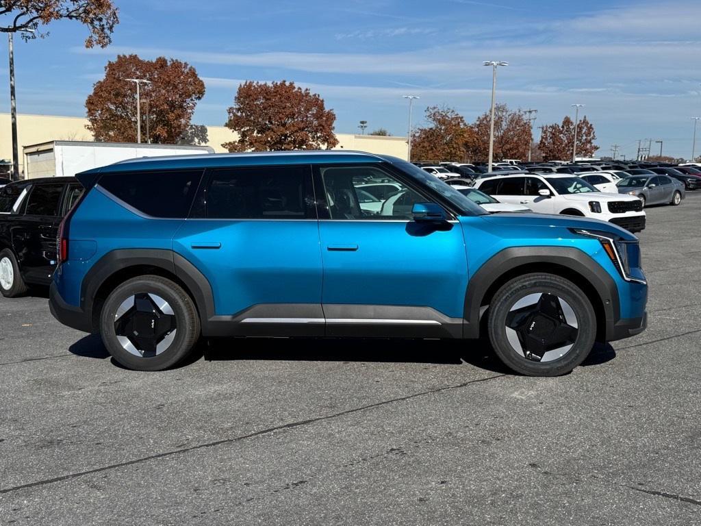new 2026 Kia EV9 car, priced at $67,340