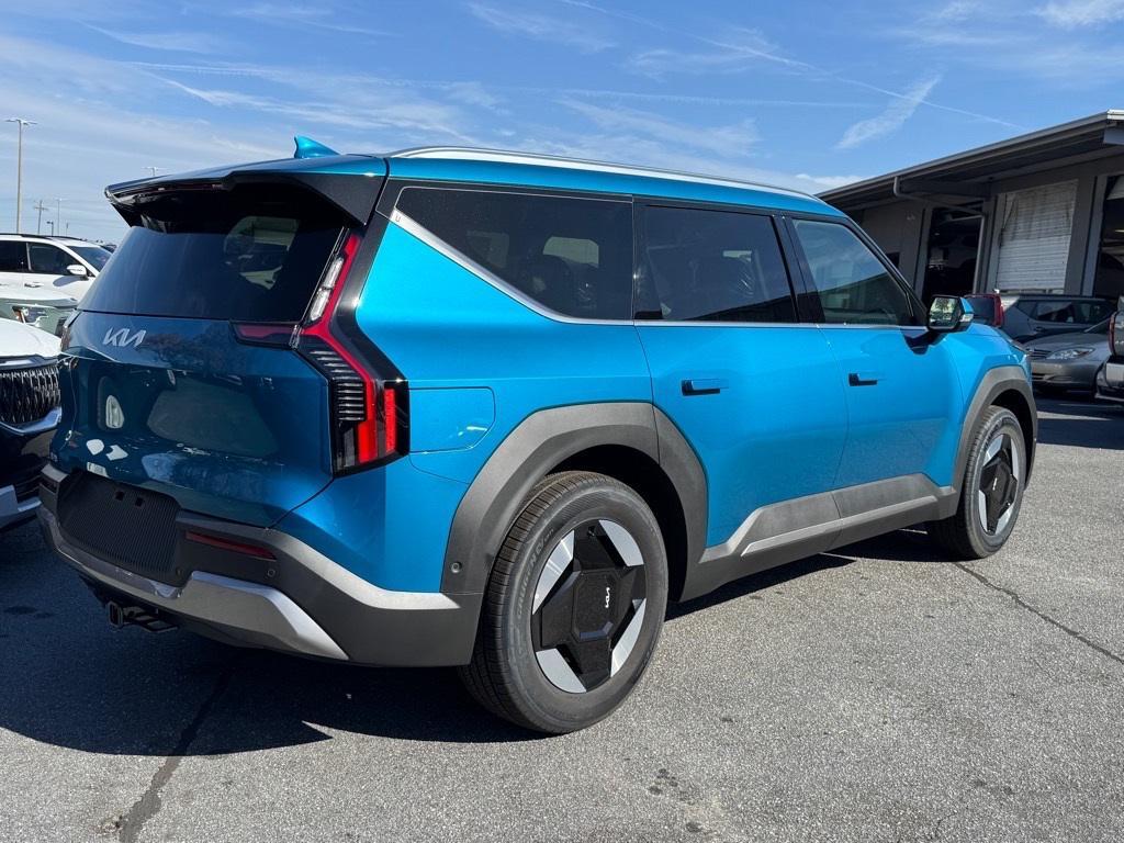 new 2026 Kia EV9 car, priced at $67,340