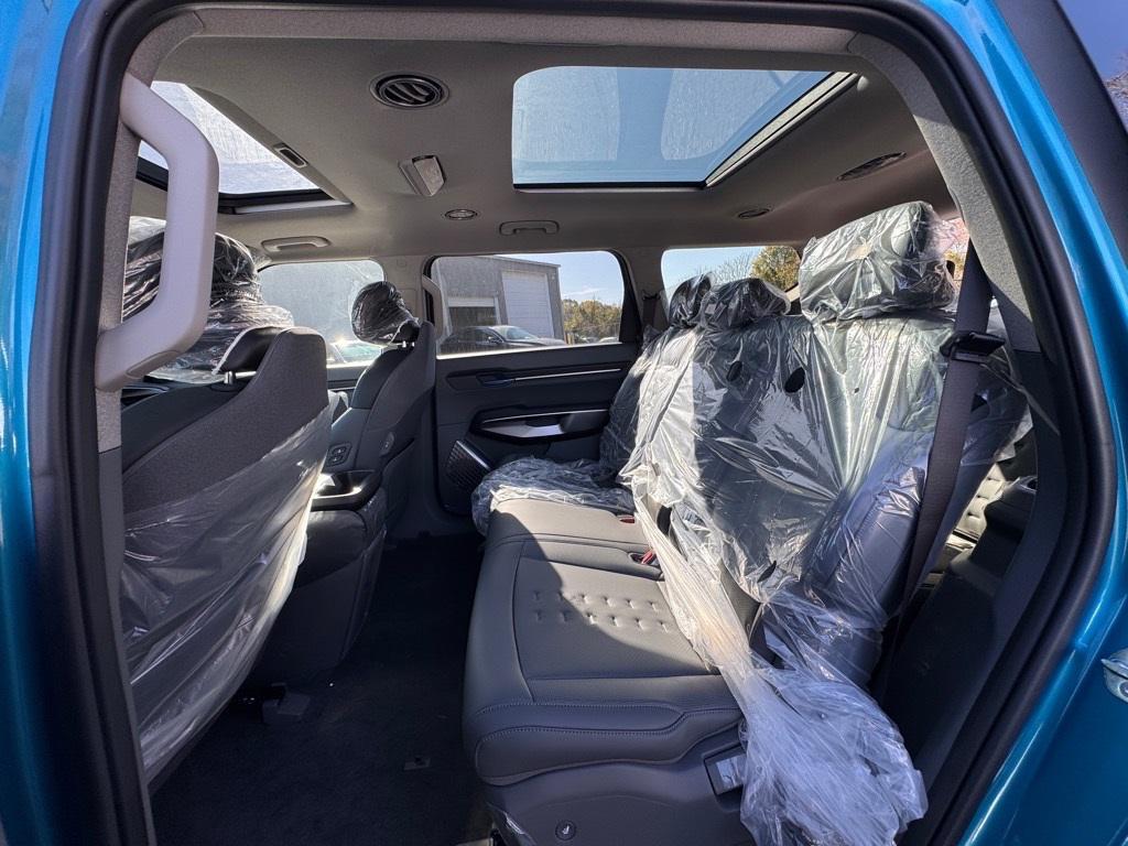 new 2026 Kia EV9 car, priced at $67,340