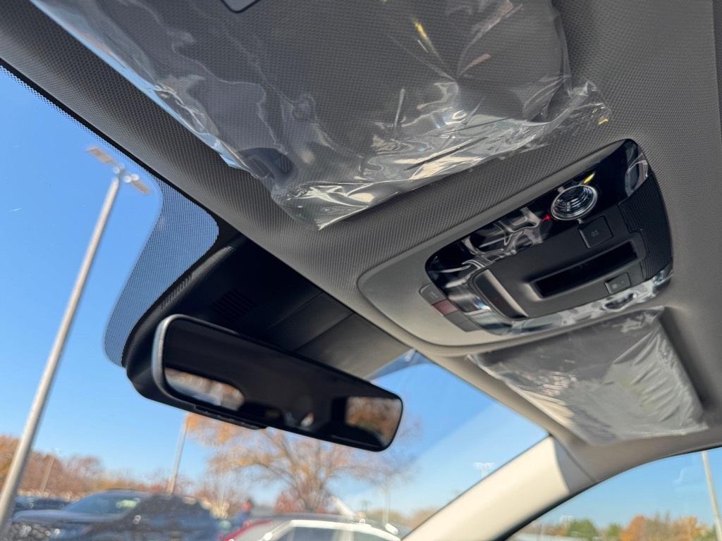 new 2026 Kia Sorento car, priced at $38,575