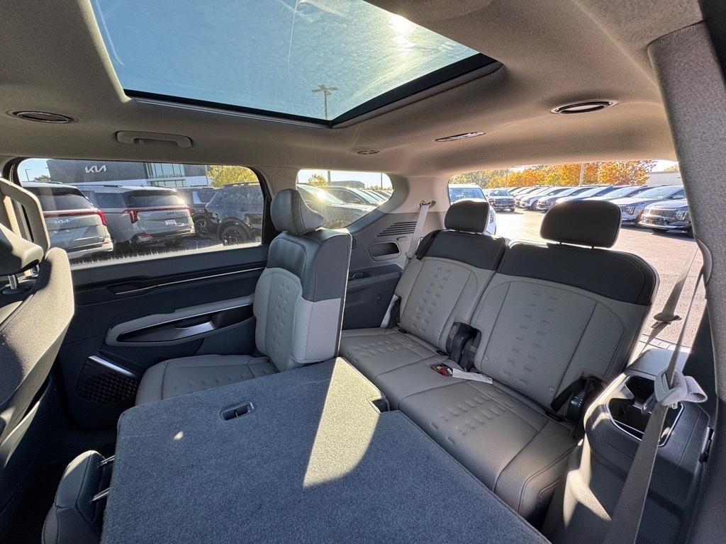 new 2026 Kia EV9 car, priced at $63,658