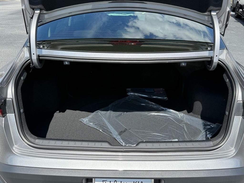 new 2025 Kia K4 car, priced at $23,182