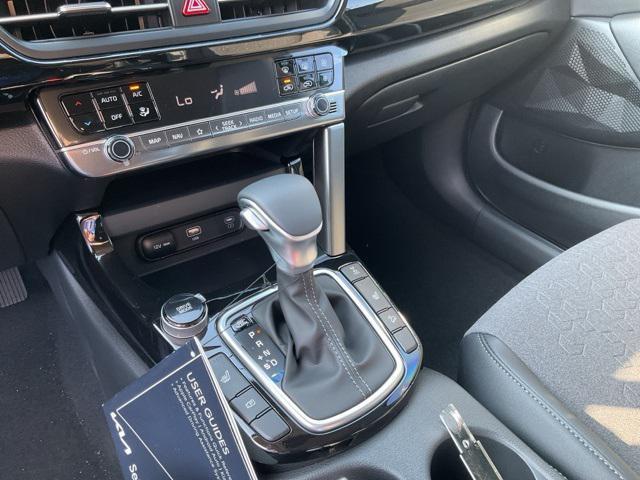 new 2025 Kia Seltos car, priced at $28,043