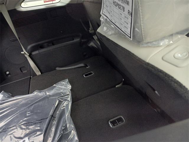 new 2025 Kia Sorento car, priced at $38,735