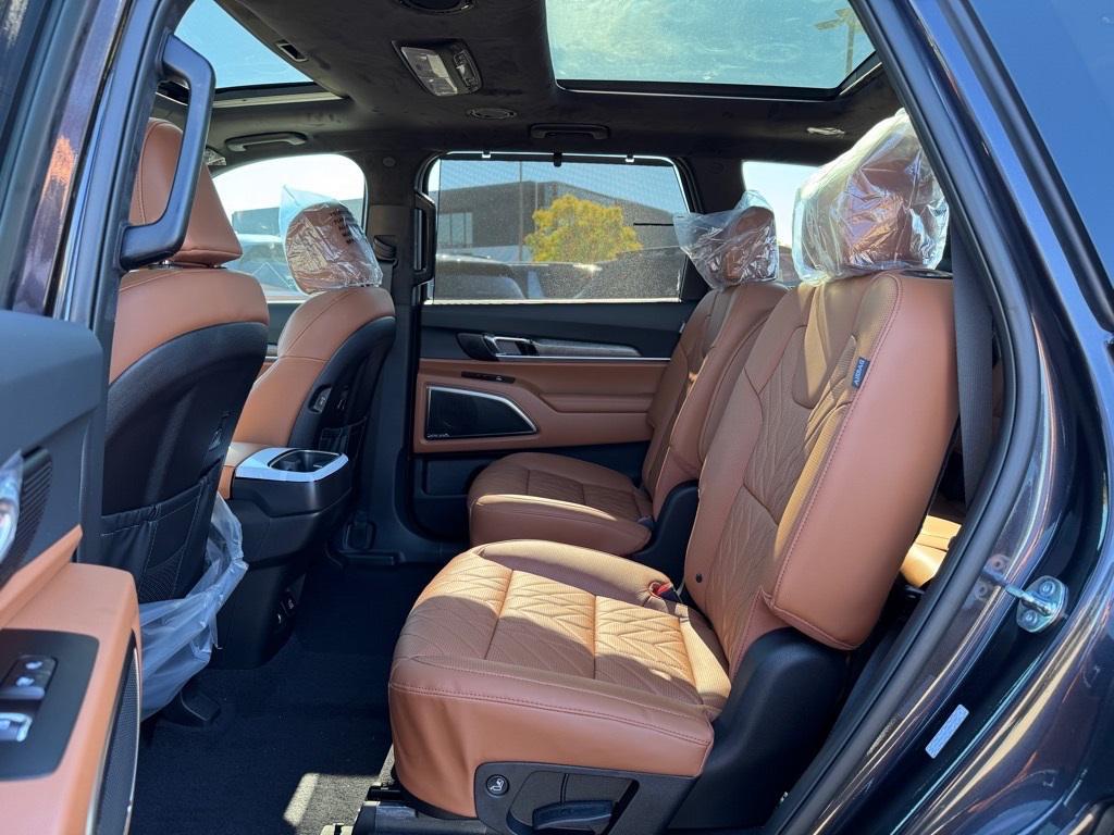 new 2025 Kia Telluride car, priced at $52,857