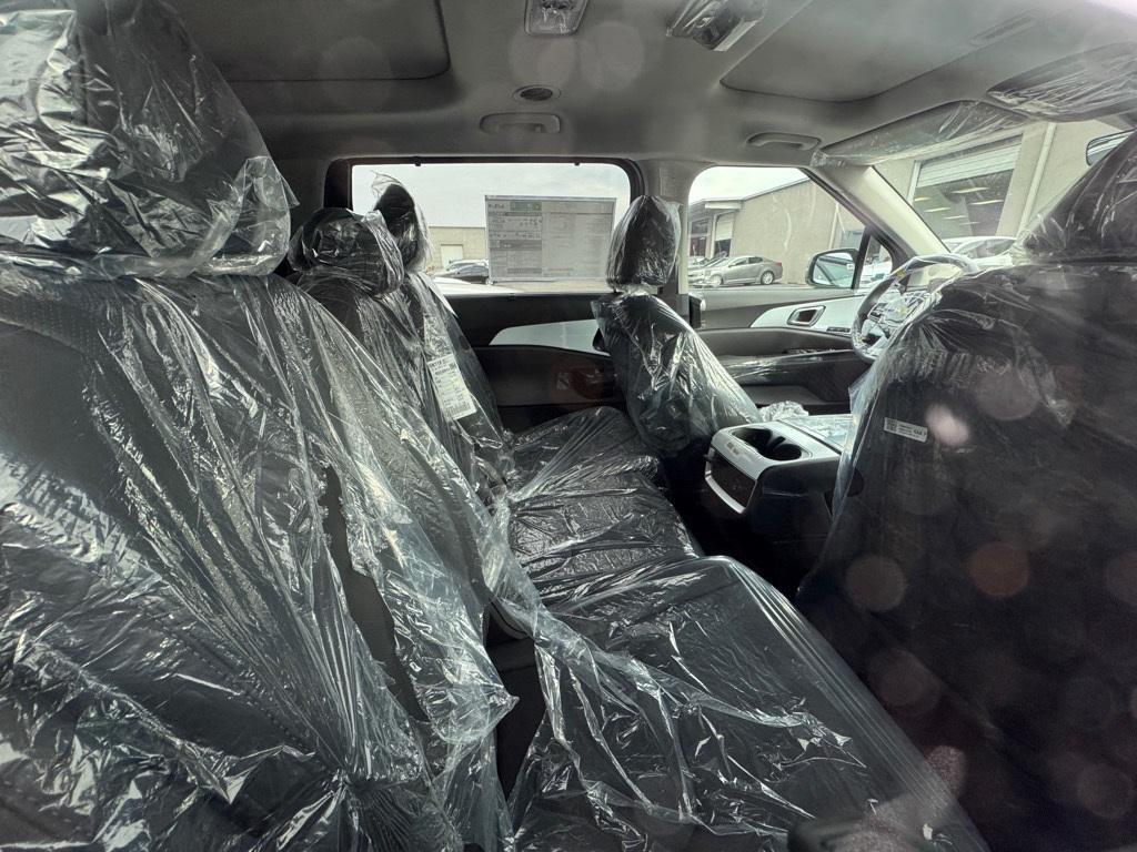 new 2026 Kia Carnival car, priced at $49,930