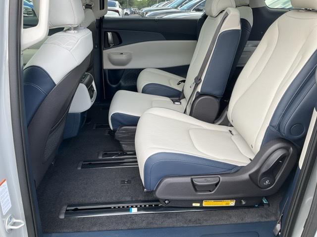 new 2026 Kia Carnival car, priced at $45,943