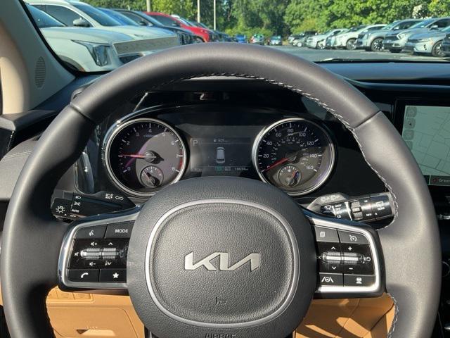used 2024 Kia Carnival car, priced at $36,777